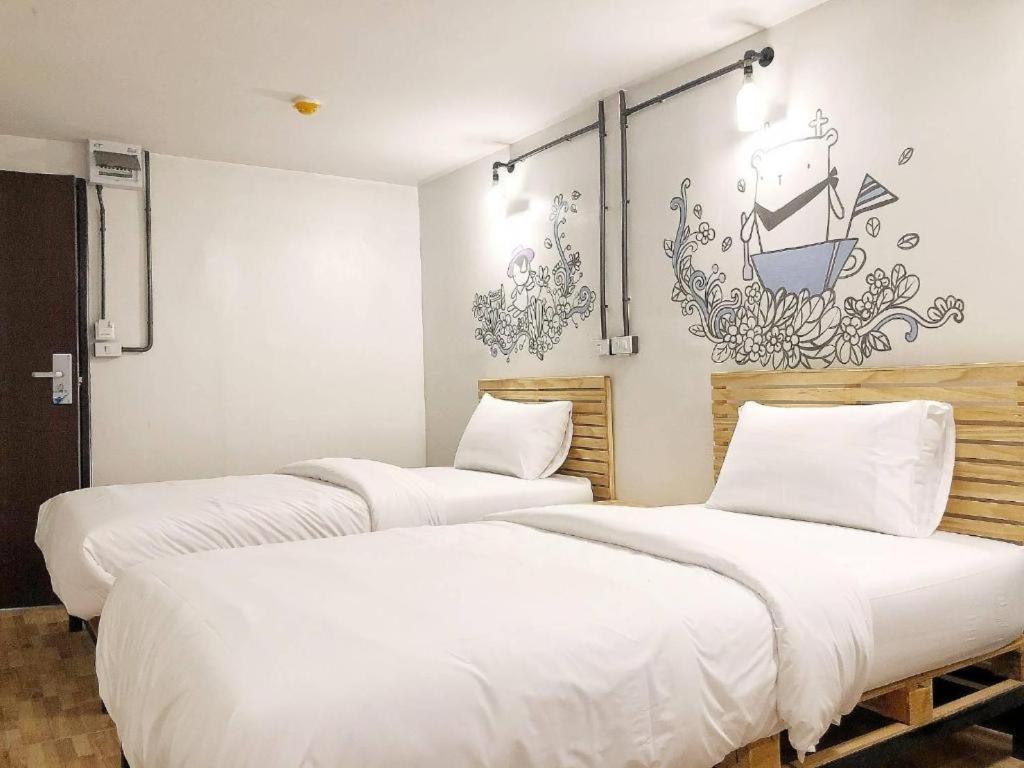 Qbix Hotel Кхон Каен Екстериор снимка