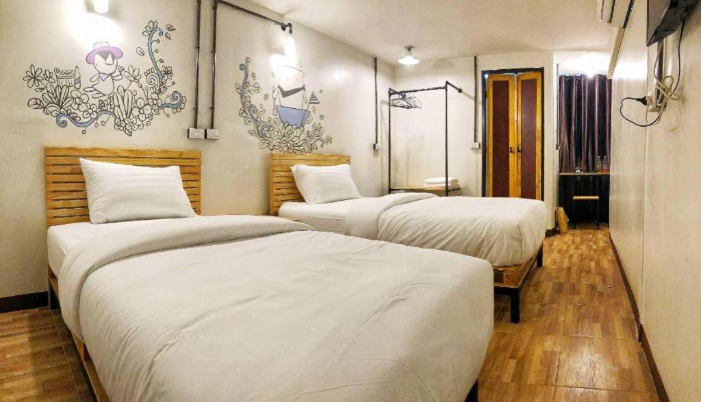 Qbix Hotel Кхон Каен Екстериор снимка