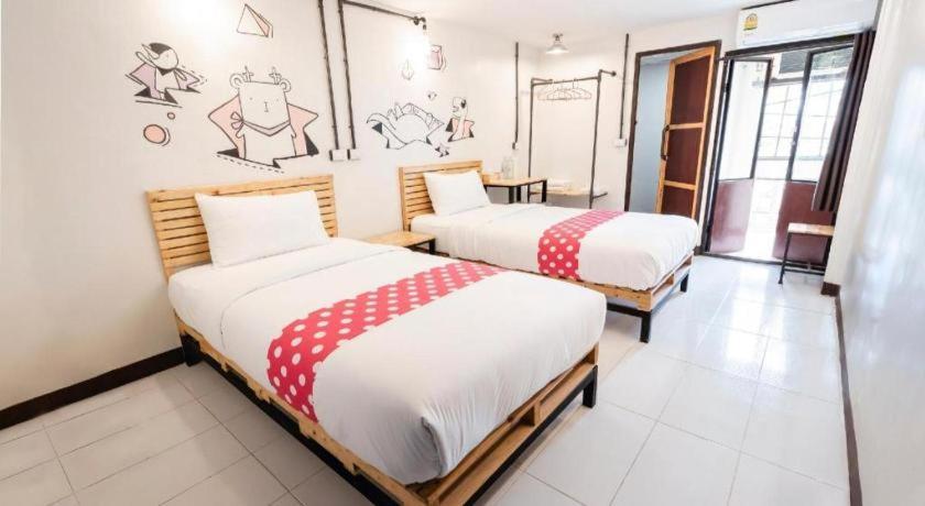 Qbix Hotel Кхон Каен Екстериор снимка